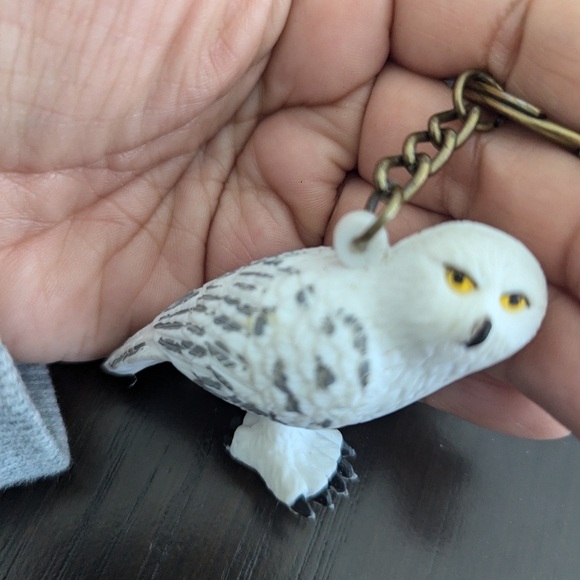 Hedgewig Key Chain from Harry Potter World of Wizarding - Picture 4 of 5